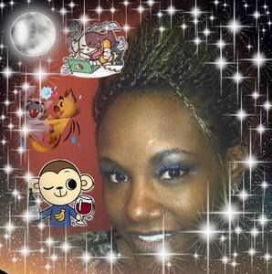 Meet your Posher, Constance